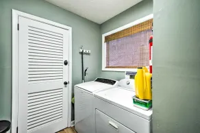 Cozy Wintergreen Ski Chalet -hot tub-Walk to slopes & family friendly! - Image 2