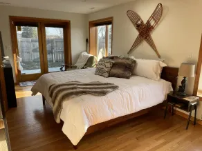 Cozy retreat located off Lake Erie in Woodchuck Marina! - Image 5