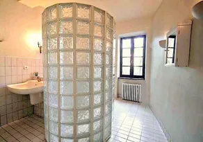 Dorfhaus mit einem privaten und umzäunten mediterranem Garten - Image 5