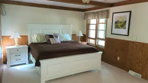Magnificent 5 bedroom retreat home with beautiful sand beach on Whitefish Lake - Image 5