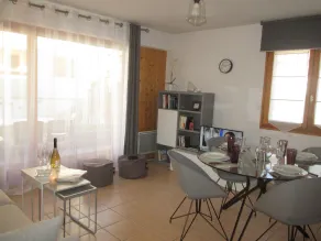 Appartamento 4 / 6p con terrazza tranquilla, vicino alle stazioni sciistiche - Image 3