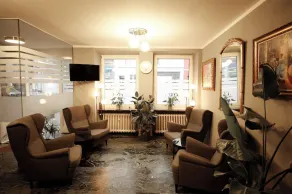 Hotel Paris - Image 2
