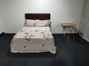 Enjoy your stay in a cozy quiet, clean, spacious and serene space.. - Image 4