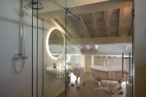 Experience Cortona at modern and cozy Qi Villa & Spa - Image 2