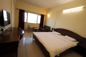 Vikramaditya Panposh Rd - Image 5