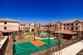 Studio Suite w/ Full Kitchen in Palmdale, CA - Image 4