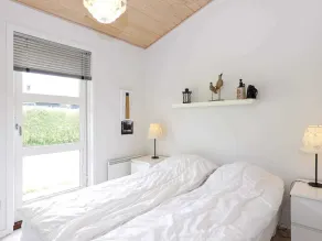 8 Person Holiday Home in Hals-by Traum - Image 5