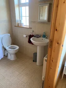 Delightful 3 bedroom house - Image 3