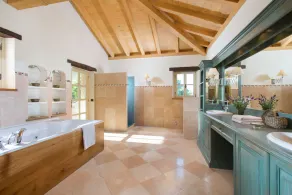 VILLA DE LUXE de la plus haute classe, avec piscine chauffée, 1000m2 wnf, 30,000m2 jardin - Image 4