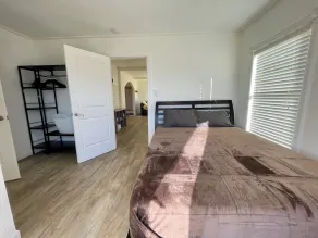 Stunning 3BR Gorge Home with River Views - Image 5