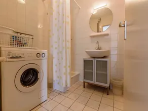 Unique studio on a large estate in Bergen aan Zee with balcony and sea view - Image 4