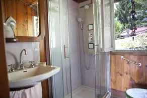 Hermoso chalet de montaña, con vistas al lago de Garda, cerca de Verona Wifi gratuito - Image 3