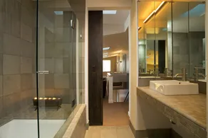 Loft du centre-ville contemporain ultra moderne - Image 3