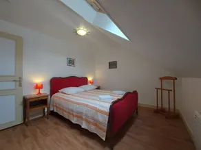Geräumiges Stadthaus mit Garten, Kamin und Tischtennisplatte – ideal für Familien, 50 m zu E-Ladestation - Image 4