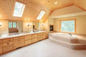Luxury water home on Whitefish Chain of lakes - Image 4