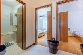 Apartment Vazmica - Image 2