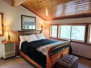Private Cabin on Beautiful River! Enjoy the popular Paiute ATV Trail. - Image 5