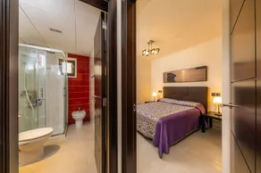 Apartment 'Neo' close to the Beach with Balcony & Wi-Fi - Image 2