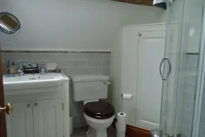 Lovely 3 Bedroom Barn conversion - Village Centre - Image 3