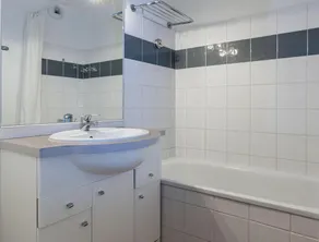 Wifi, bis 50m skipiste, schwimmbad, sauna, hammam, balkon, fernseher, schließfach für die skier - Image 3