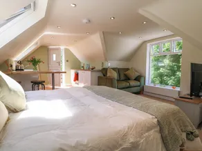 Roston Retreat - Image 3