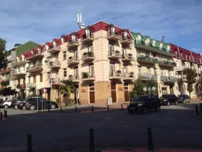 Hotel irise with breakfast - Image 4