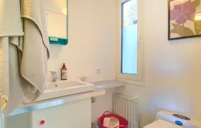 3 Bedroom Stunning Home In Fristad - Image 4