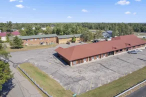 Commander Motel - Image 4