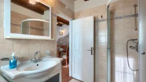 Rustic villa casa Nadalina with pool in Visnjan - Image 3