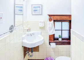 79-1 3br apartment - Image 4