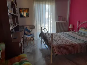 Cozy & cute apartment - 2 minutes from the beach! - Image 4
