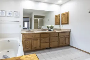 3bd Tranquil Lakefront Escape, Private Dock  - Image 3