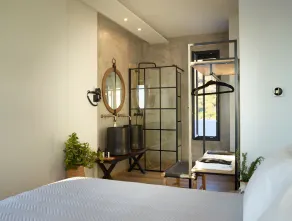 Sereno Natu Villas in Skyros - Image 4