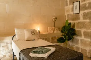 Charming & Stylish Historic Farmhouse with Pool - Image 3