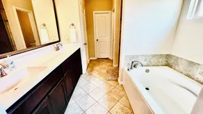 Spacious 5 Bedroom Home, Huge Swim Spa & Private Theater with Popcorn Machine! - Image 3