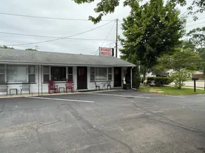 Bambi Motel - Image 3