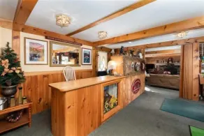 Covered Bridge Riverview Lodge - Image 3