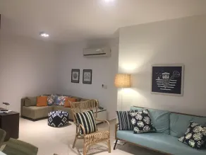 Appartement moderne et confortable avec espace gastronomique - Image 3