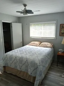 Cozy Hideaway in Town - Image 4
