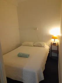 4 bedroom Guest Suite - Image 4