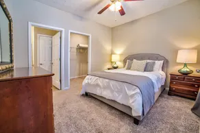 Luxury & Convenience near LakePoint and Downtown Cartersville - Image 5