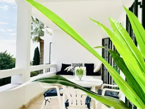 Riviera Beach Apartment - Image 5