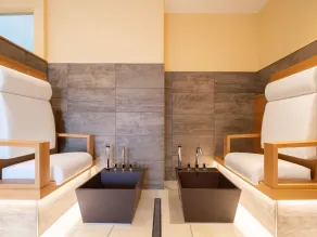 Suite Júnior, cerca de 42m² com TV de tela plana e internet sem fio - Image 5