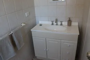 Perfect Beachside Townhouse, 5min walk to beach - Image 5
