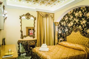 Executive Suite room - Image 3