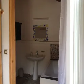 Maison de Village de 72 m² Avec Terrasse au Coeur de L'hérault - Image 2