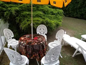 Holiday home with large, well-maintained garden - Image 2