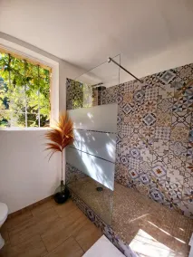 Studio with private garden Aix-Luberon-Verdon * Dinner and Jacuzzi extra - Image 5