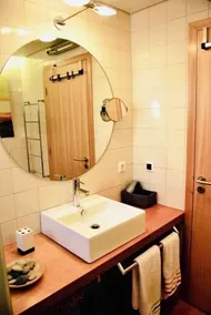 T2 Terrace, Wifi, Air Conditioning and Swimming Pool - Comfortable and Relaxing Holiday - Image 2