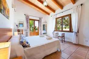 Country House 'Can Putxeta' with Mountain Views, Private Pool and Wi-Fi - Image 4
